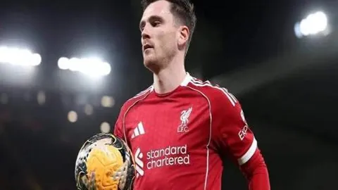 浙江队力克吉林队，以30分优势完胜，约克独得40分，领先优势高达47分。